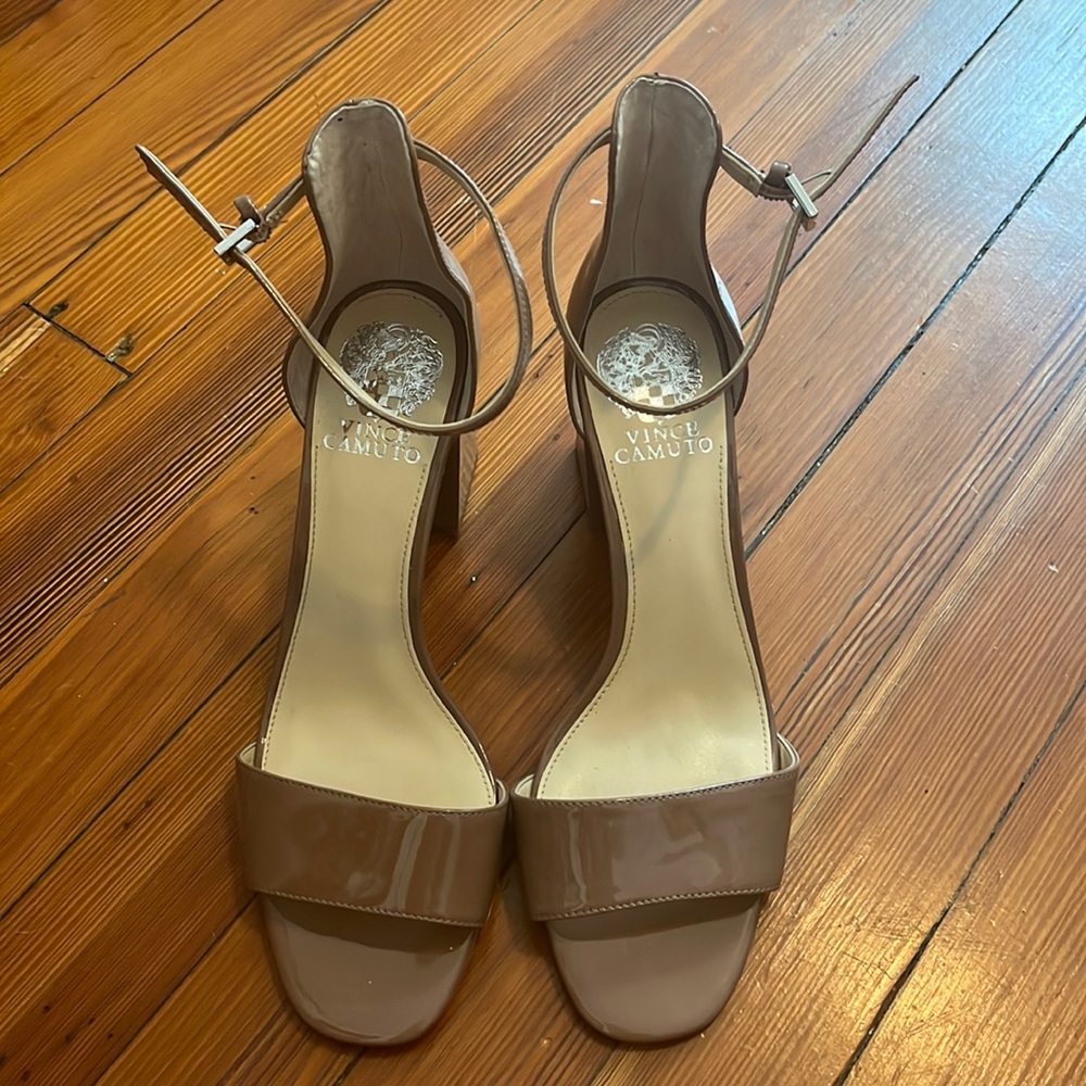 Vince Camuto block heels mauve, never worn